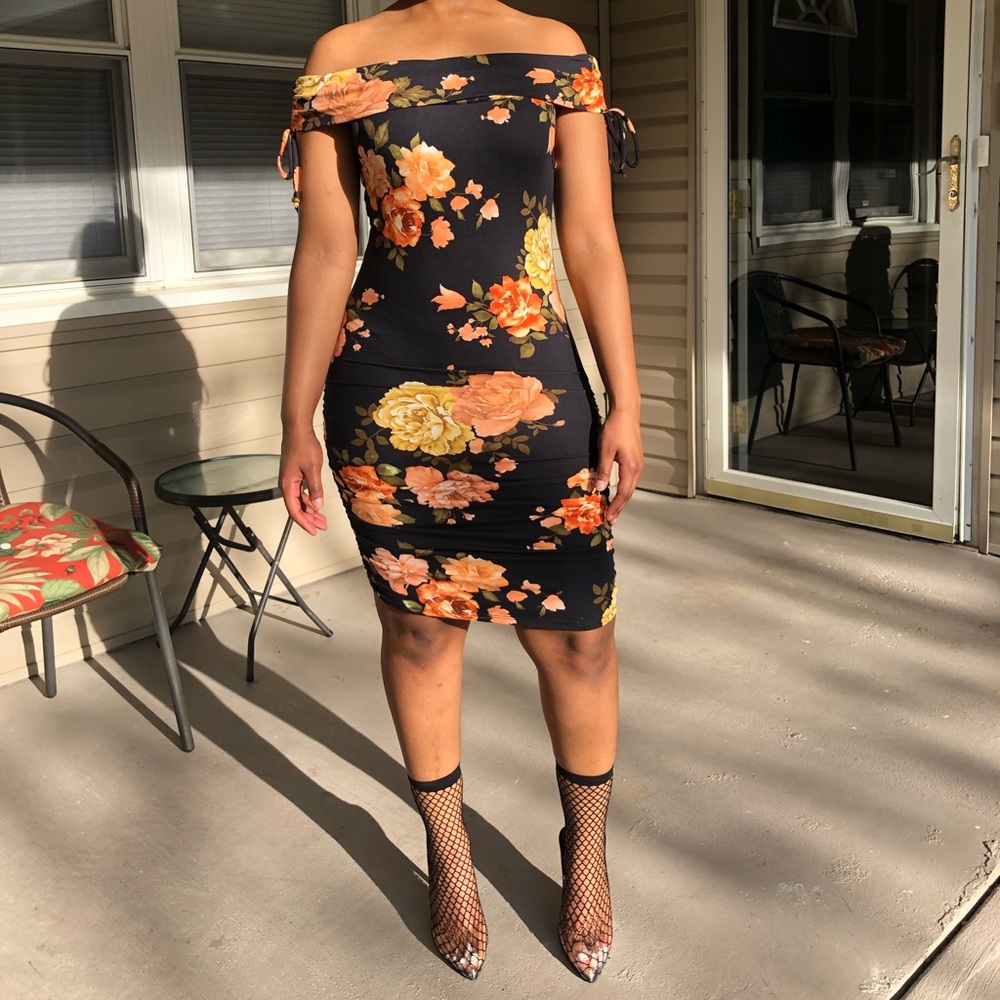 Black (off the shoulder) Floral Print Dress